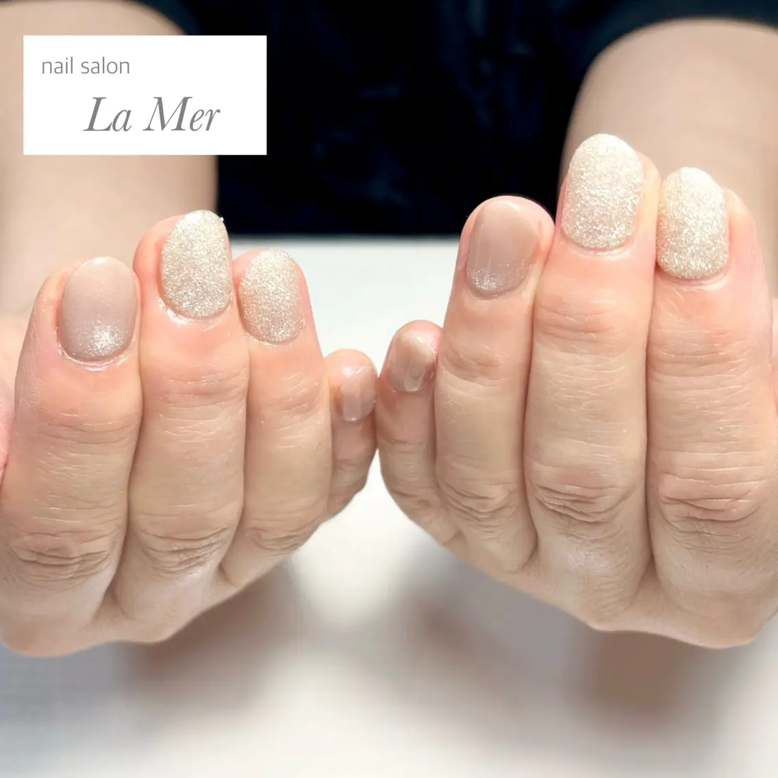 ネイル ジェルネイル ラメ(グリッター) マグネットネイル オフィスネイル ワンカラーネイル ハンドネイル nailsalon La Merのネイルデザイン