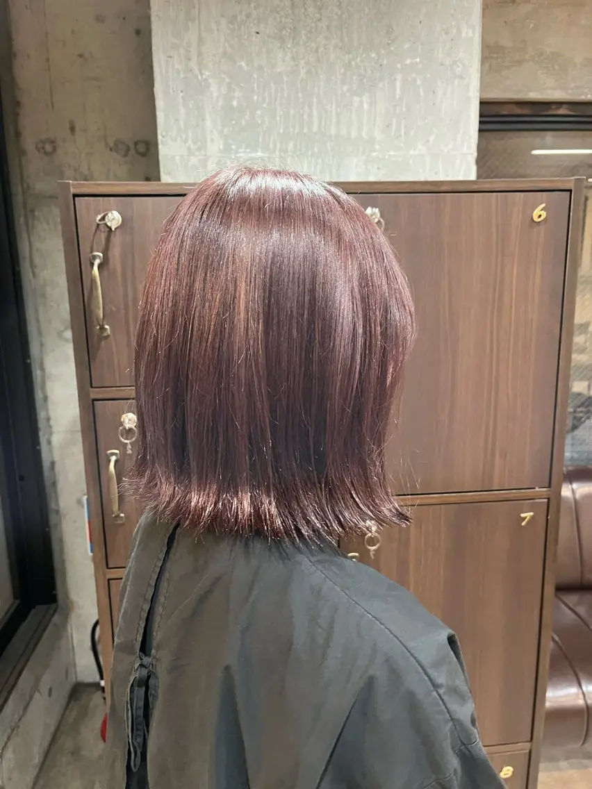 ミディアム 神田 梨華のヘアスタイル