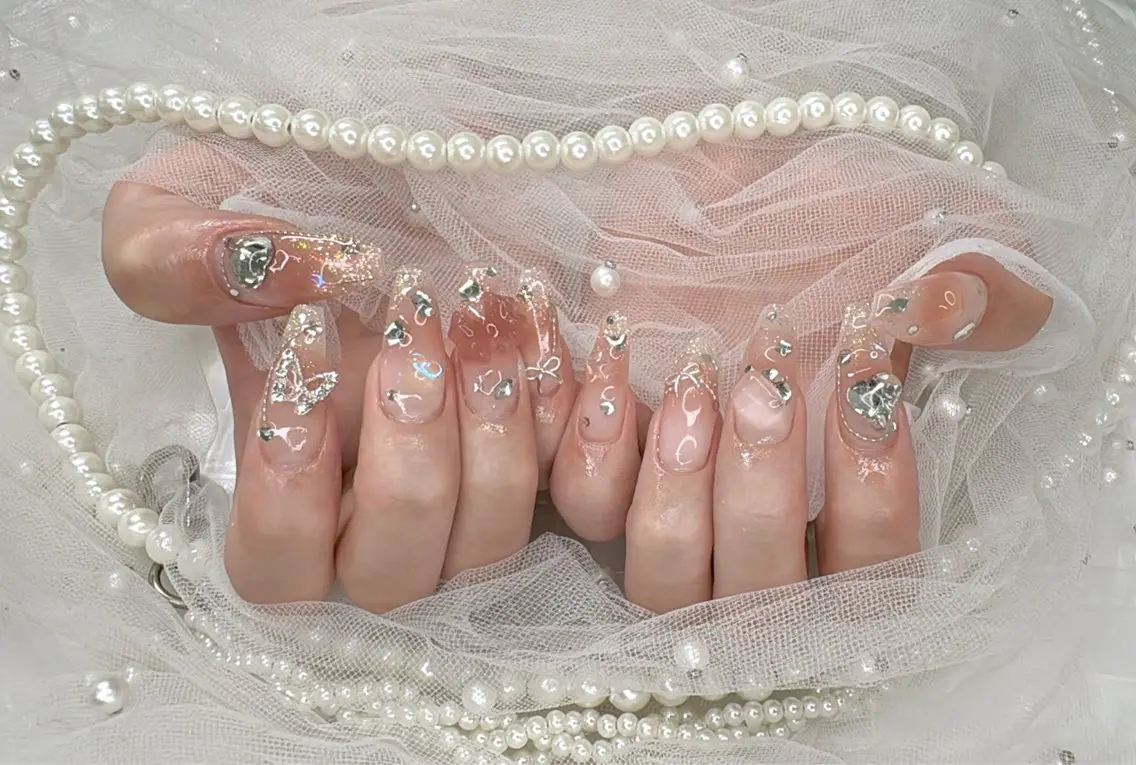 ネイル Minéa nailのネイルデザイン