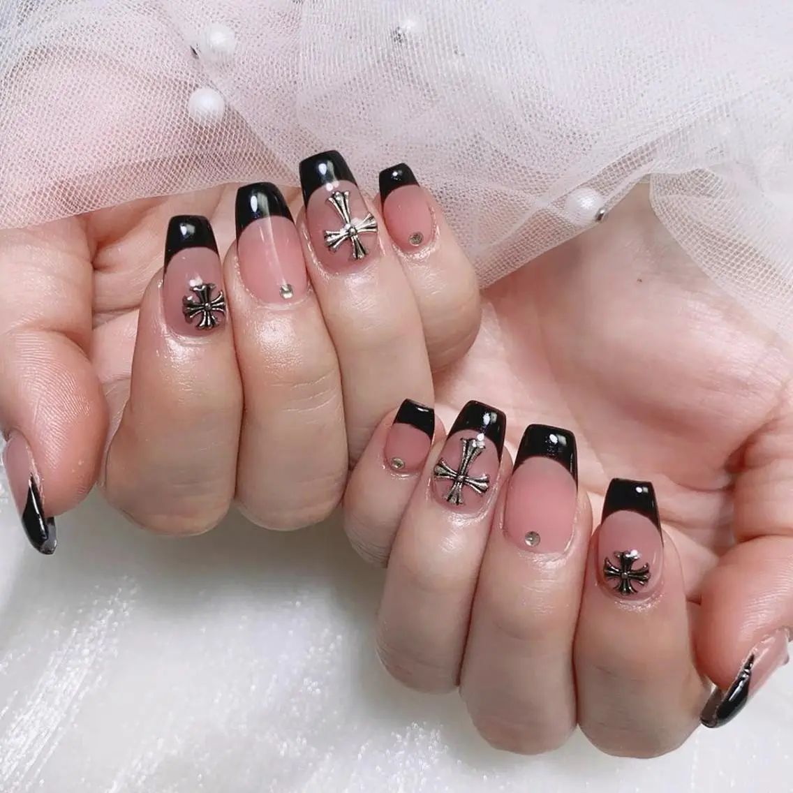 ネイル ハンドネイル Nail salon 木にいるのネイルデザイン