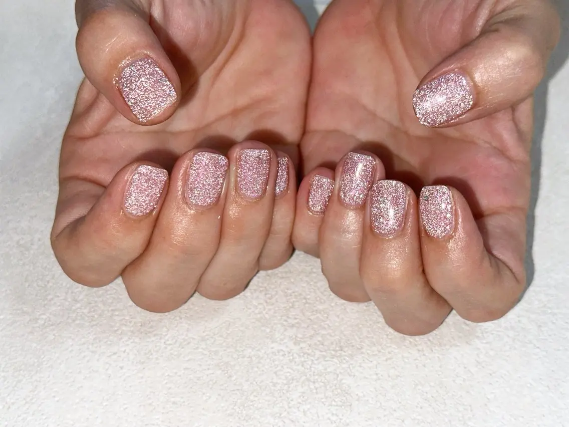 ネイル オーロラネイル フラッシュネイル フットネイル フレンチネイル ジェルネイル ハンドネイル kiki nail たまプラーザのネイルデザイン