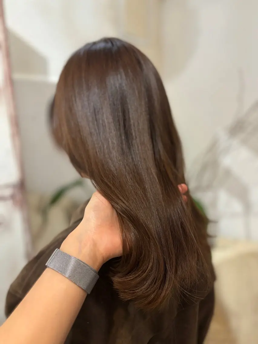 セミロング カット ヘアカラー トリートメント ヘッドスパ putri店長 和田鈴采のヘアスタイル