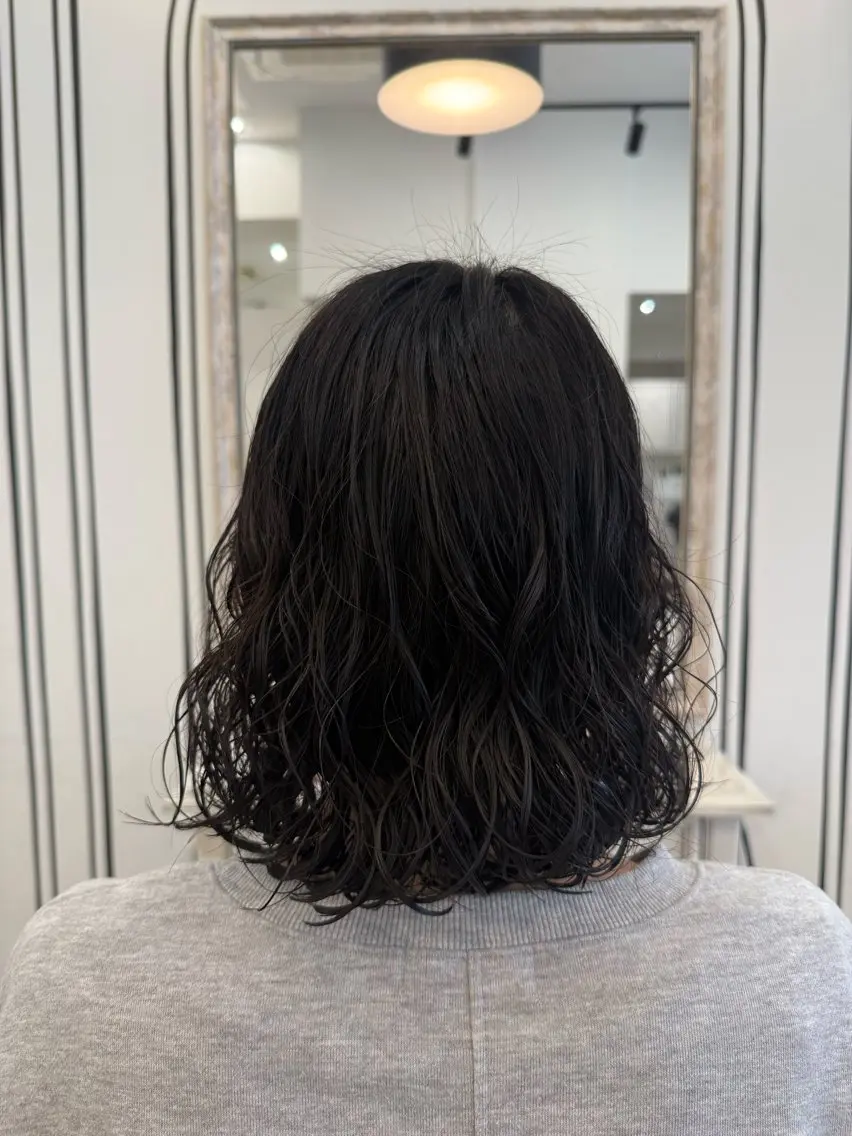 ミディアム パーマ ミディアムパーマ 三上 莉里のヘアスタイル