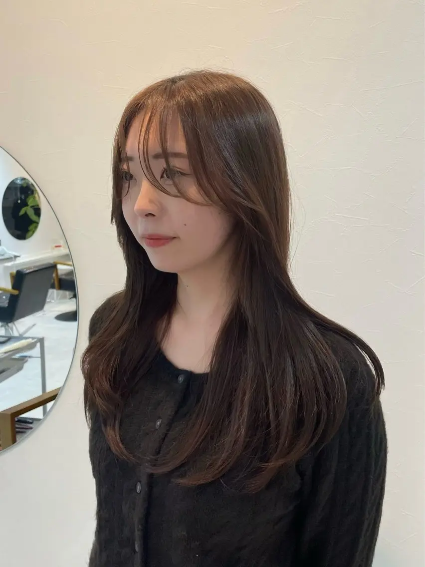 ロング レイヤーカット 前川 瑞希のヘアスタイル