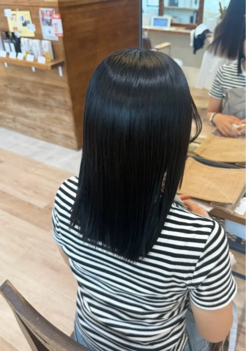 ミディアム カラー ヘアカラー ｶﾗｰ/ ﾏﾂｴｸれな🍒のヘアスタイル