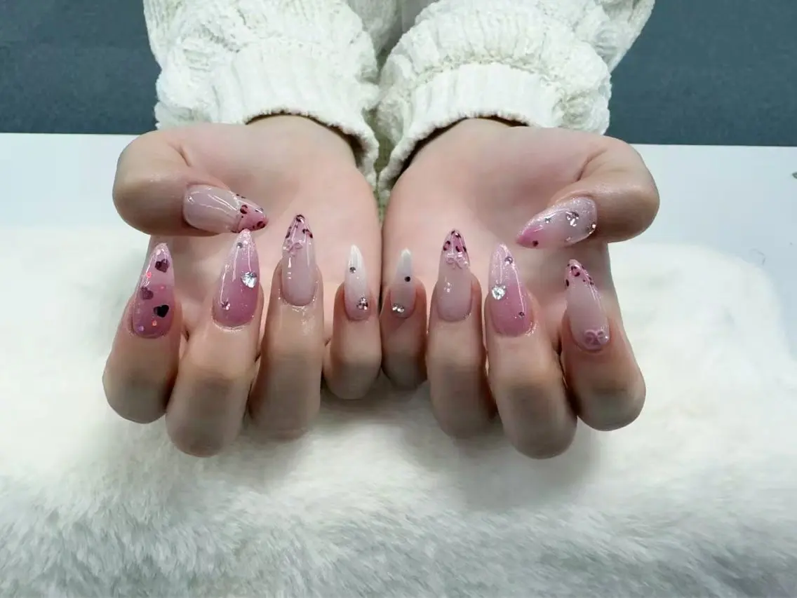 ネイル フラッシュネイル ハート マグネットネイル バレンタイン HALO ネイルサロン🌸のネイルデザイン