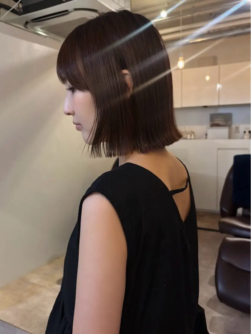 ショート 切りっぱなしボブ ボブ 髪質改善 カット トリートメント 🍑透明感hair ・NENE🍑のヘアスタイル