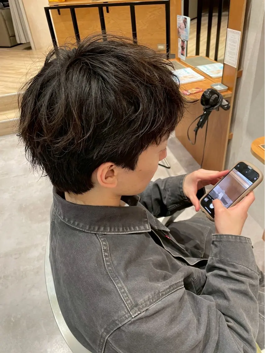 メンズ カットモデル𓍲横堤 🫧秋積日向のヘアスタイル