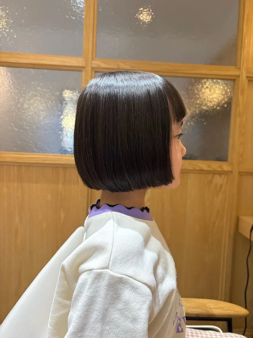 キッズ 白髪ぼかし/北浜 奥野 仁礼のヘアスタイル