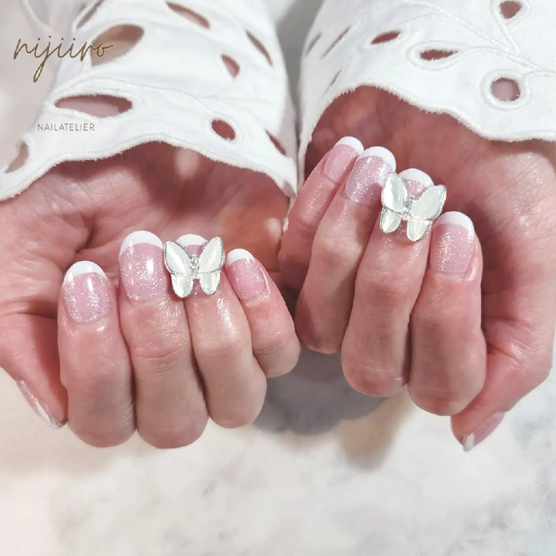 ネイル フレンチネイル ハンドネイル nijiiro🌈 サトウのネイルデザイン