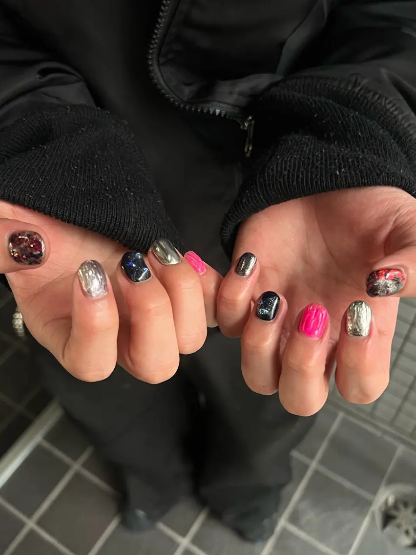 ネイル ハンドネイル Hata nail 🎀個性派ニュアンスのネイルデザイン