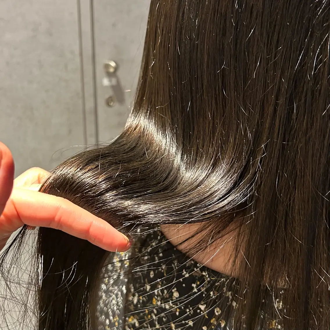 カラー ナチュラルレイヤー |艶髪|AYAKOのヘアスタイル