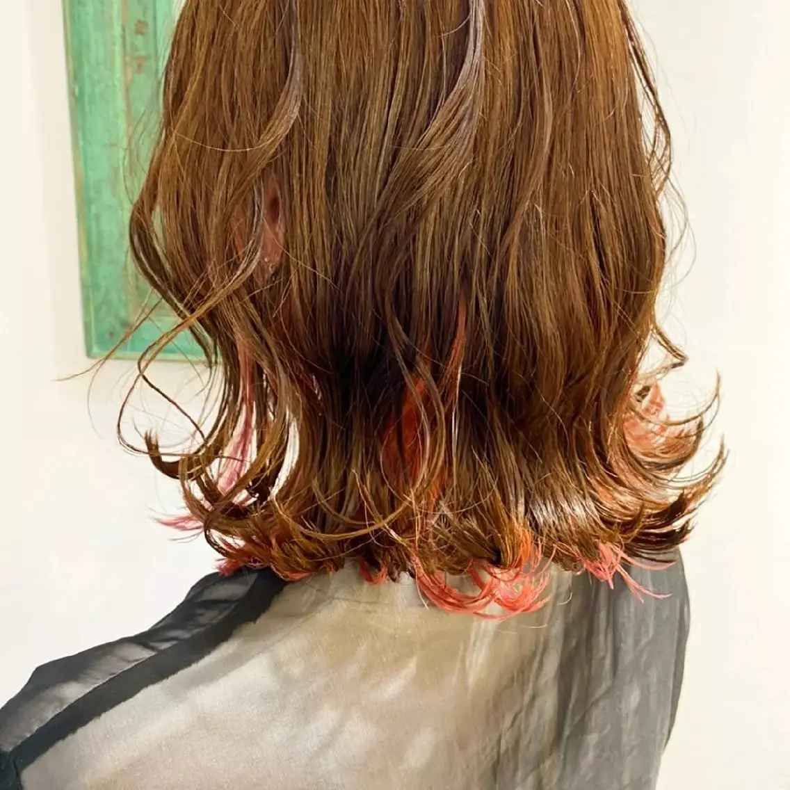 ミディアム ミストバング ボブ 外ハネヘア ウルフカット ウルフボブ カット ヘアカラー ボブ特化 岡崎武のヘアスタイル