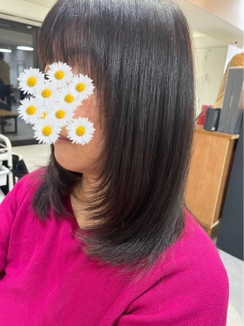 ミディアム カラー ラベンダーカラー 顔周りカット レイヤーカット カット ヘアカラー No.4 ナチュラル なつみのヘアスタイル