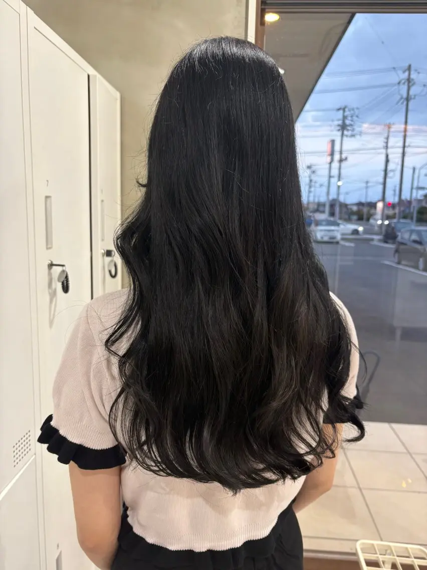 ロング カラー GRANDEUR やまだかなのヘアスタイル
