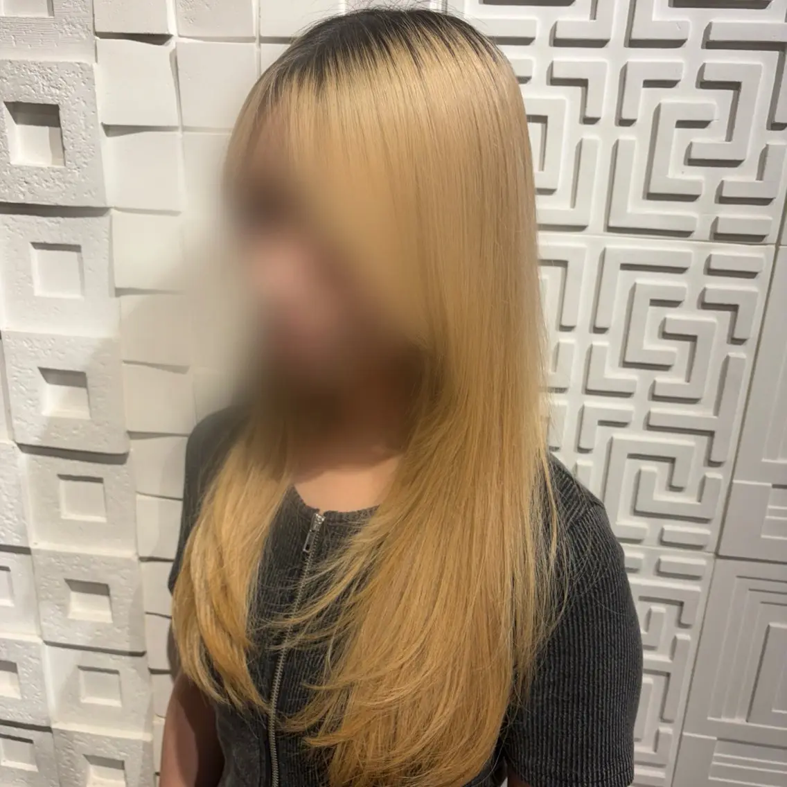 ロング レイヤーカット 名執 朋夏のヘアスタイル