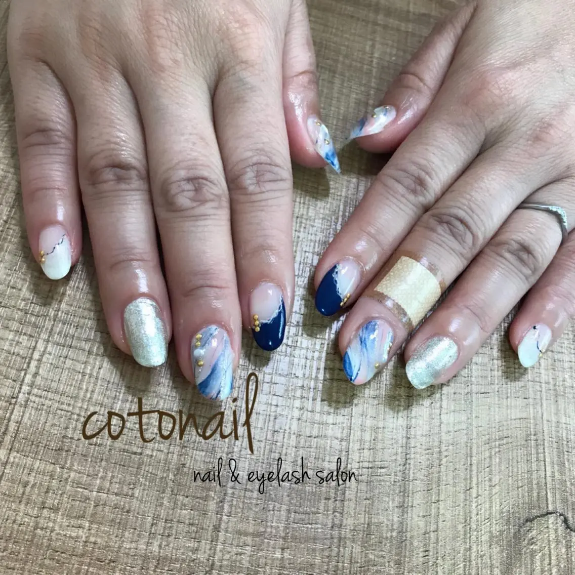 セミロング ネイル アートネイル ハンドネイル ツメトマツゲ .のネイルデザイン