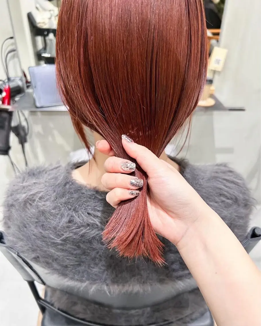 セミロング カラー ヘアカラー トリートメント 星谷 咲穂のヘアスタイル