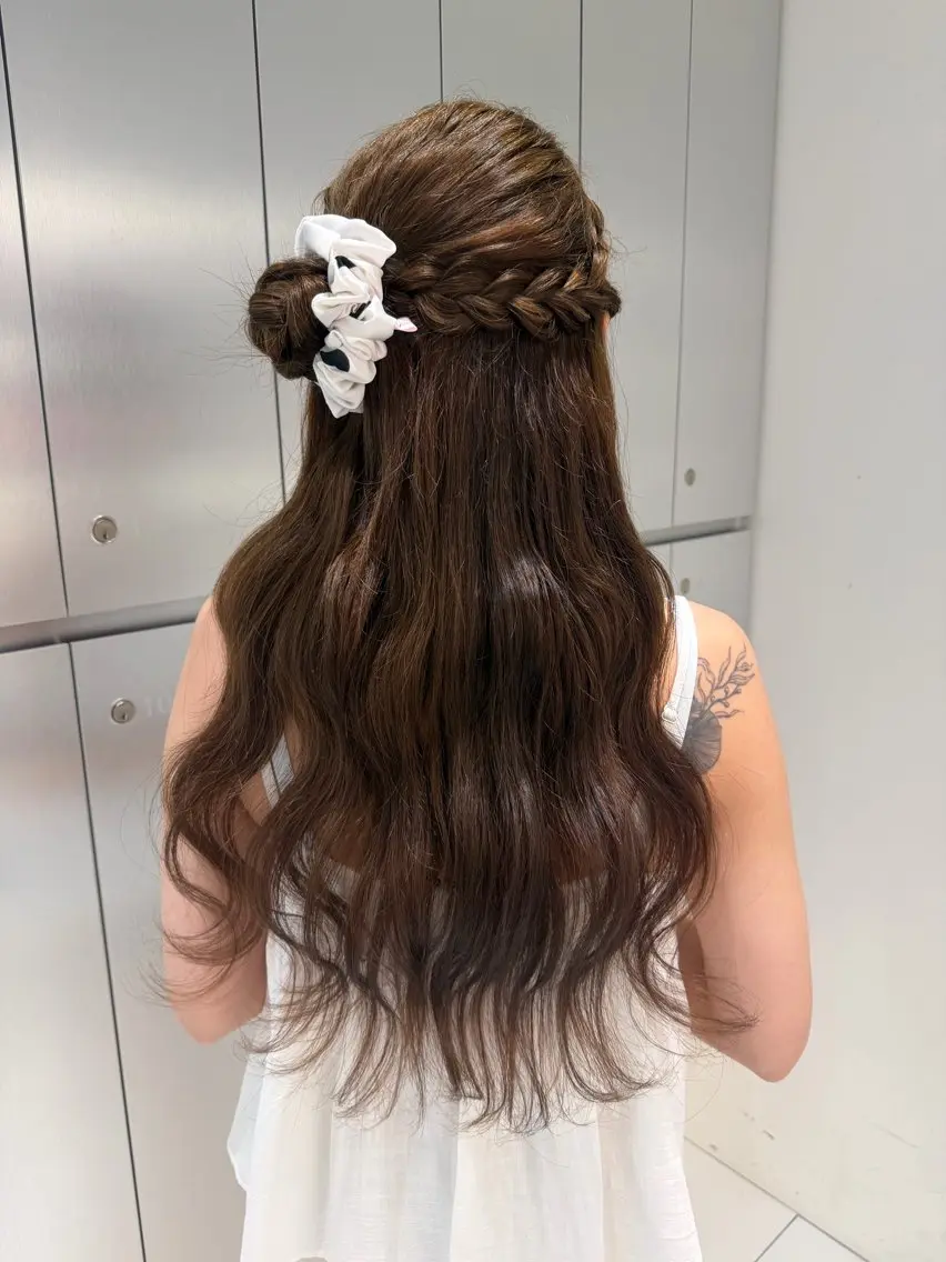ヘアアレンジ 結婚式・ブライダル ヘアセット ヘアセット🎀耳つぼ 👂💎MONAMIのヘアスタイル