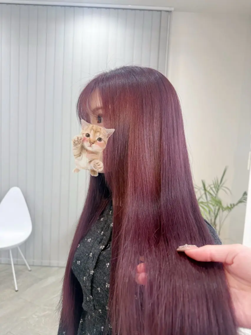 ロング カラー ブリーチ NAO／ KOS pinkのヘアスタイル