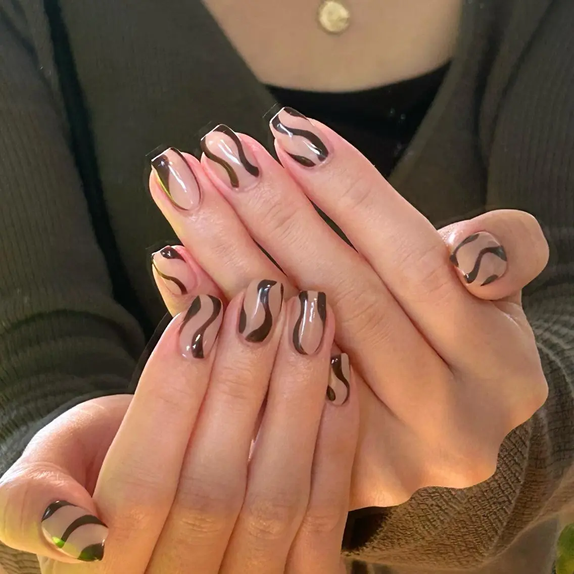 ネイル ブラウン lcoco nailのネイルデザイン