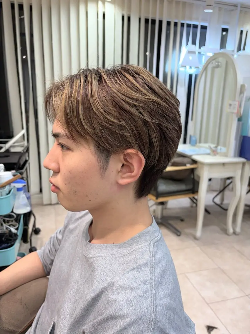 ショート カラー メンズ ヘアカラー 透明感カラー/ 艶髪縮毛矯正/しほのヘアスタイル