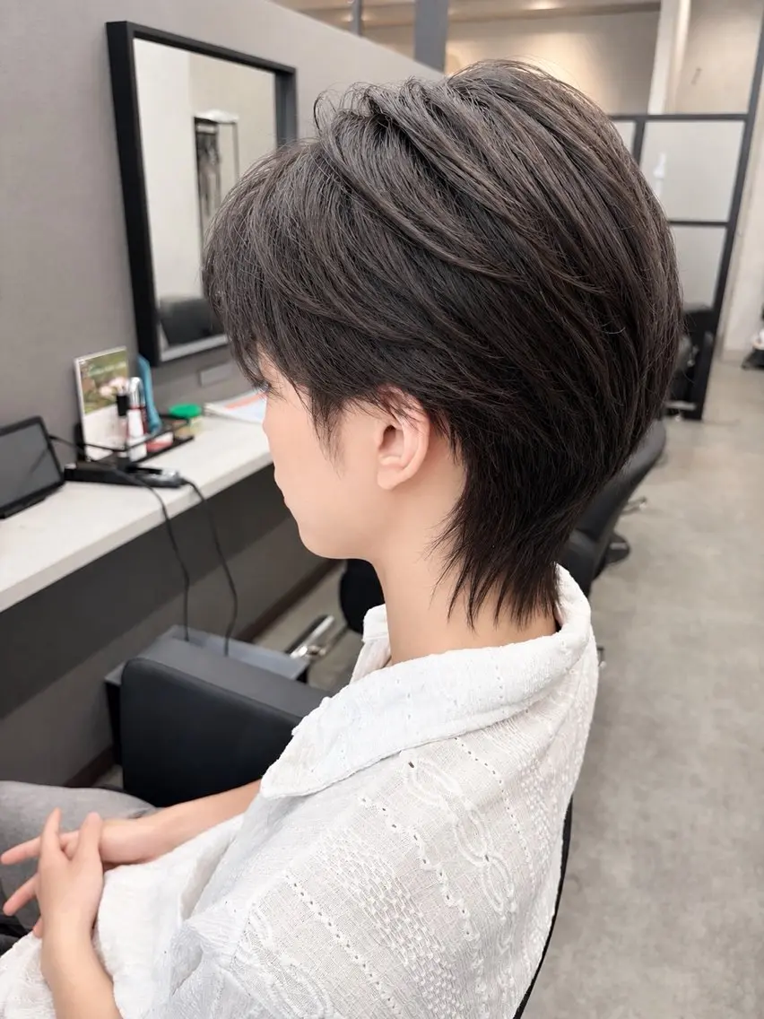 ショート 【韓国ヘア ×透明感カラー】芳川のヘアスタイル