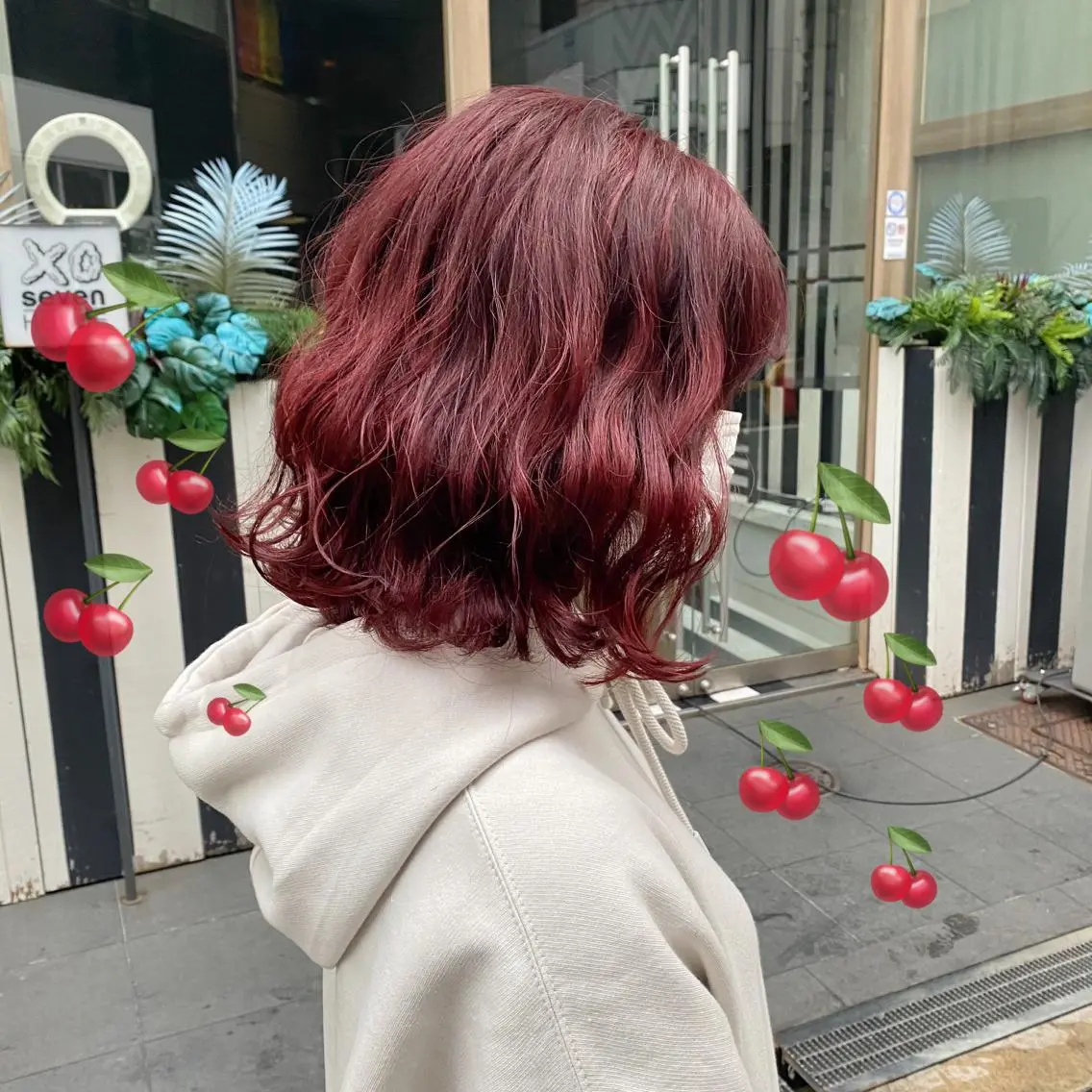 ミディアム カラー ボルドーカラー 色落ちまで可愛い🧚 心斎橋hikaruのヘアスタイル