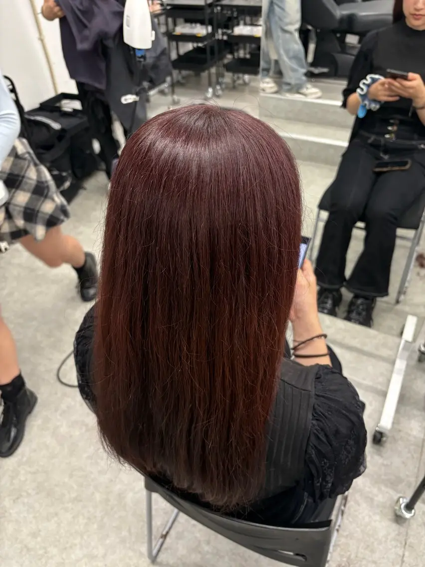 カラー 透明感カラー🫧 EMAのヘアスタイル