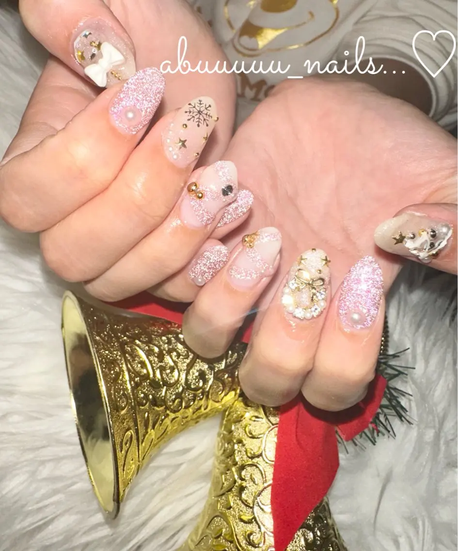 ネイル フラッシュネイル 持ち込み リボン 冬ネイル クリスマス ハンドネイル abuuuuu nailsのネイルデザイン