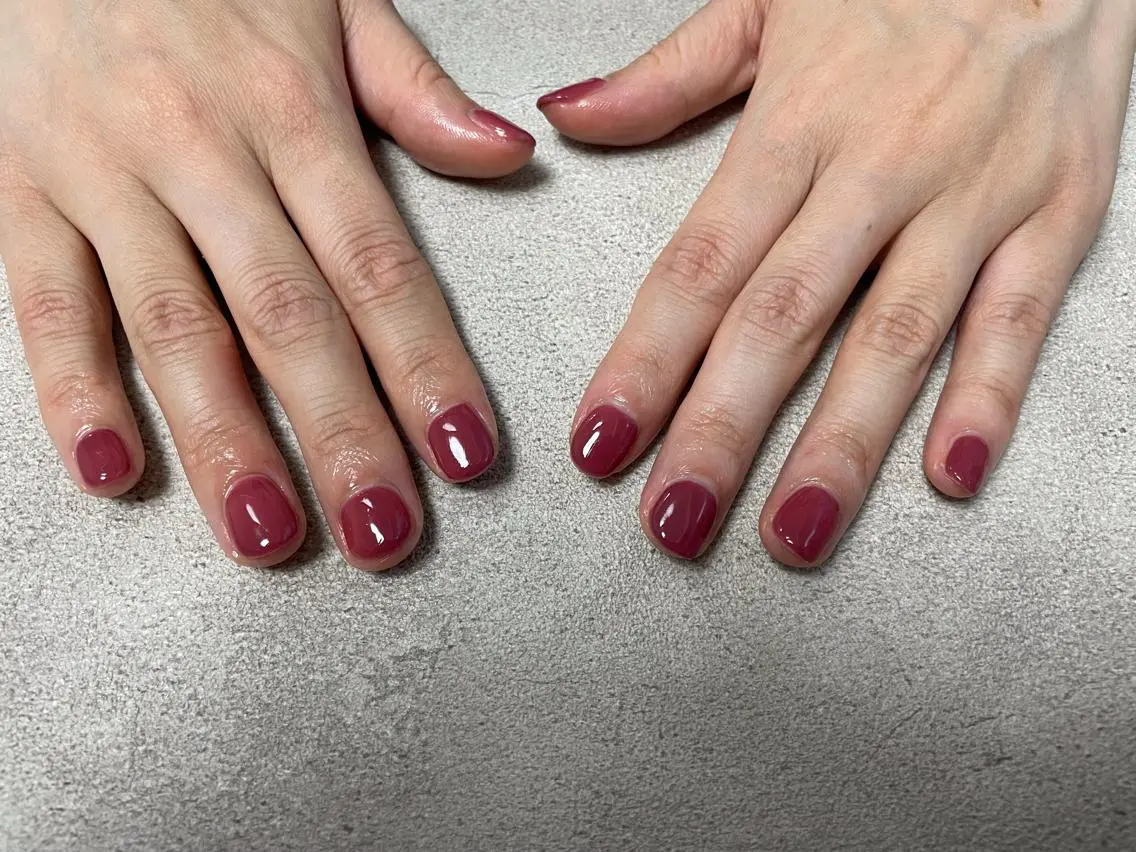 ネイル ワンカラーネイル ハンドネイル mogunail &blowのネイルデザイン