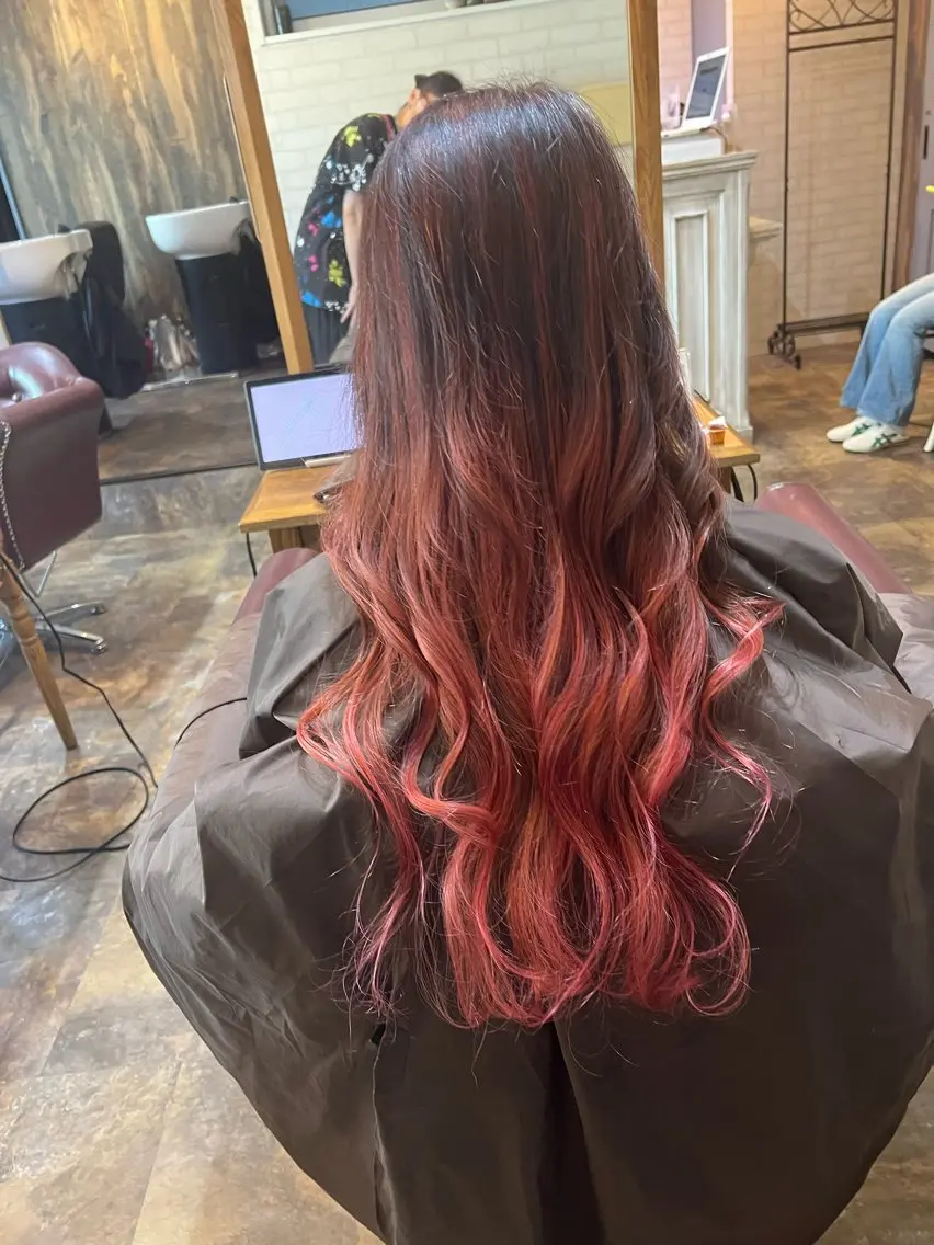 ロング カラー カット ヘアカラー トリートメント みやもと まなみのヘアスタイル