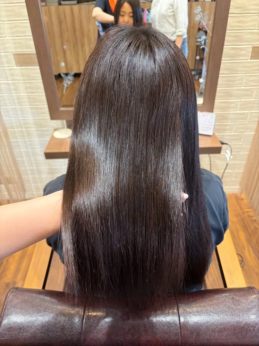 カラー TOZONE Kanaeのヘアスタイル