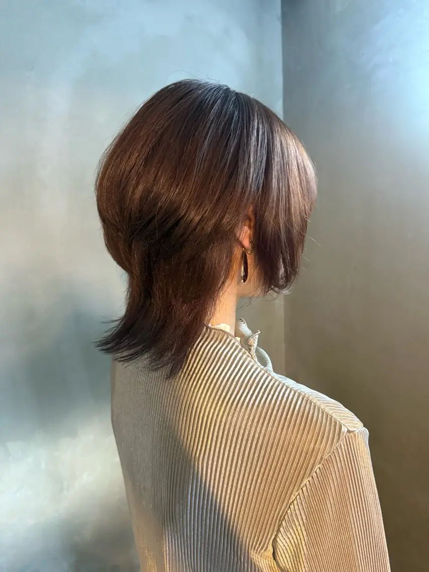 ミディアム カット ヘアカラー トリートメント 佐伯 桃のヘアスタイル