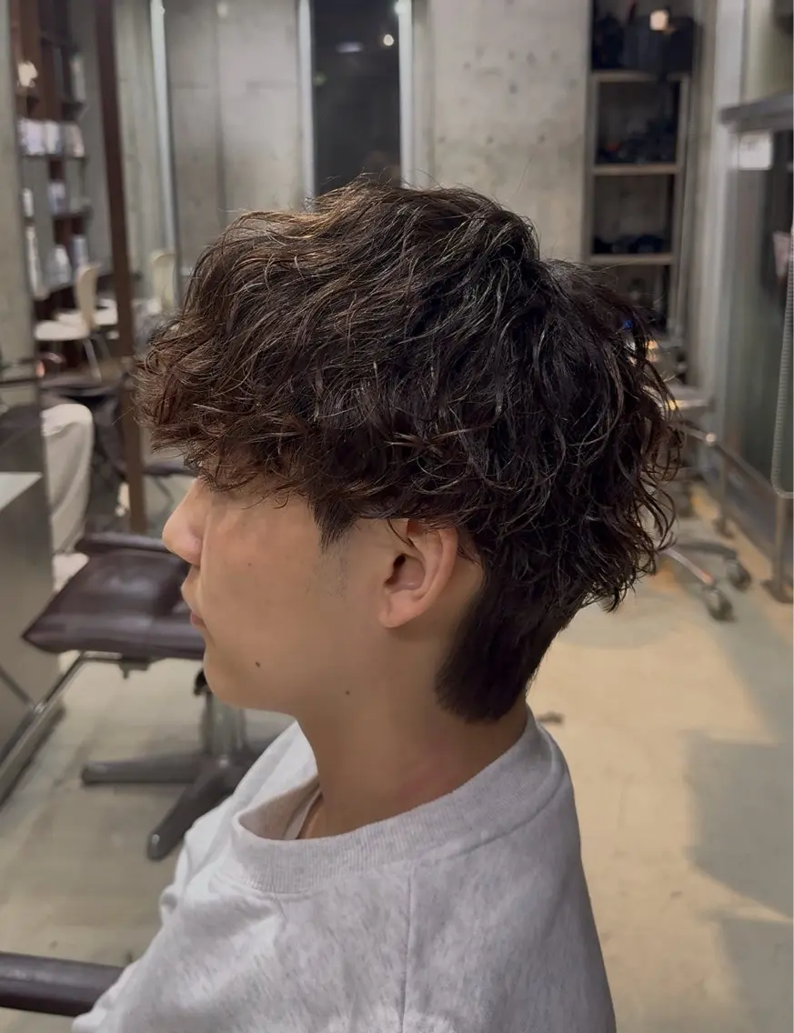 パーマ ツイストスパイラルパーマ スパイラルパーマ カット パーマ fifth 山本慎人のヘアスタイル