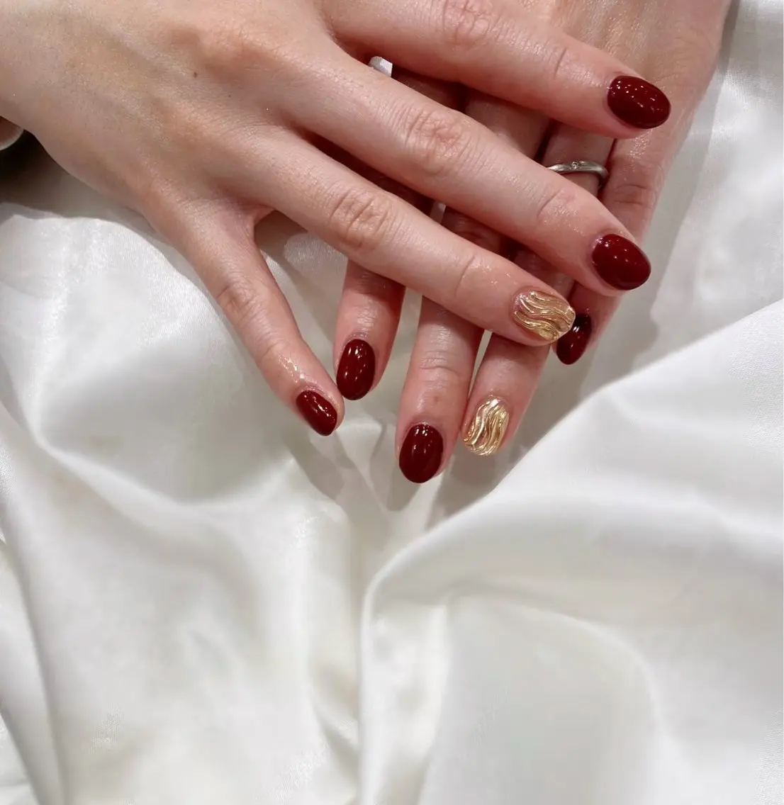ネイル ミラーネイル ハンドネイル ESPOIR Ｎのネイルデザイン