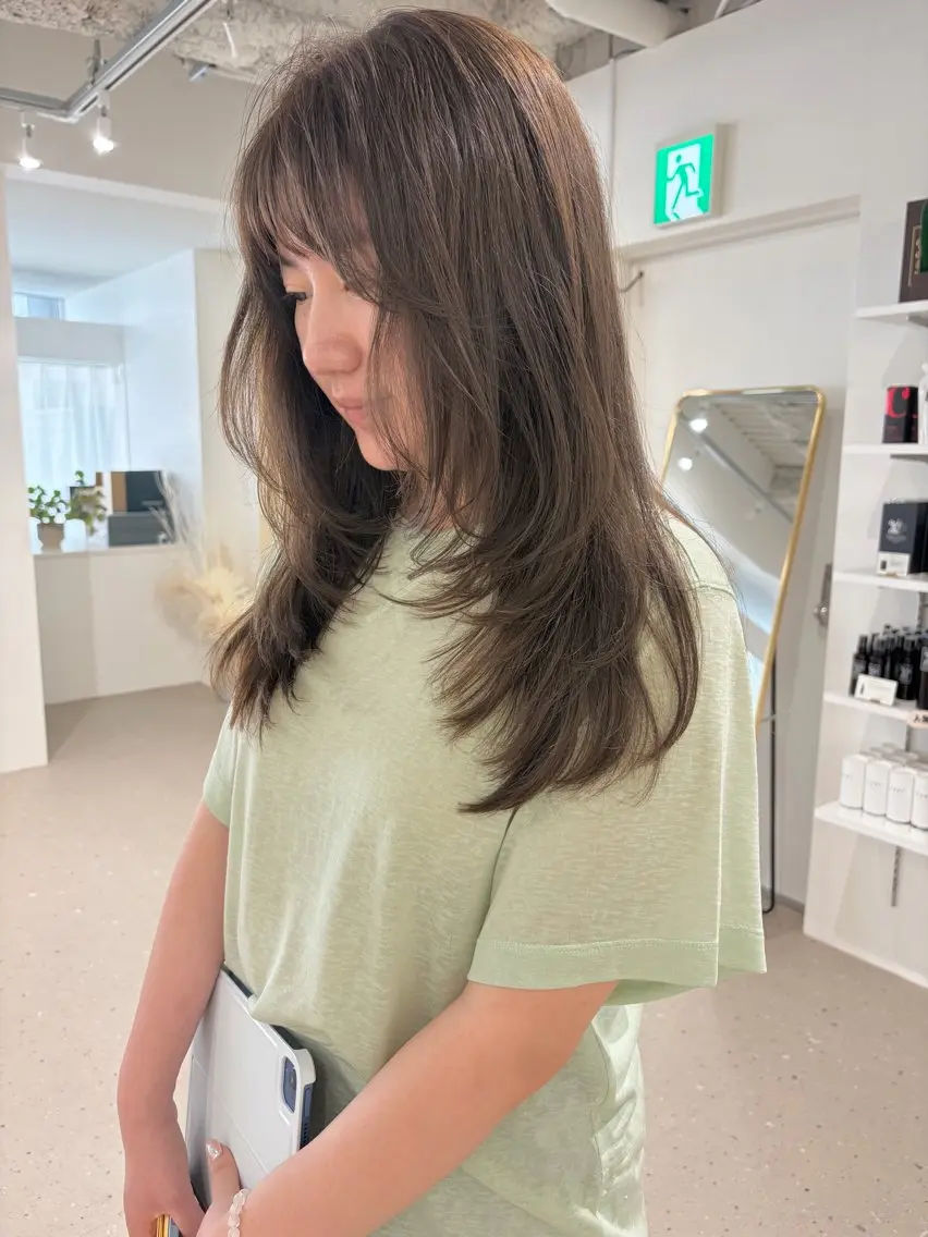 ロング ハイレイヤー レイヤーカット 箱崎 凪沙のヘアスタイル