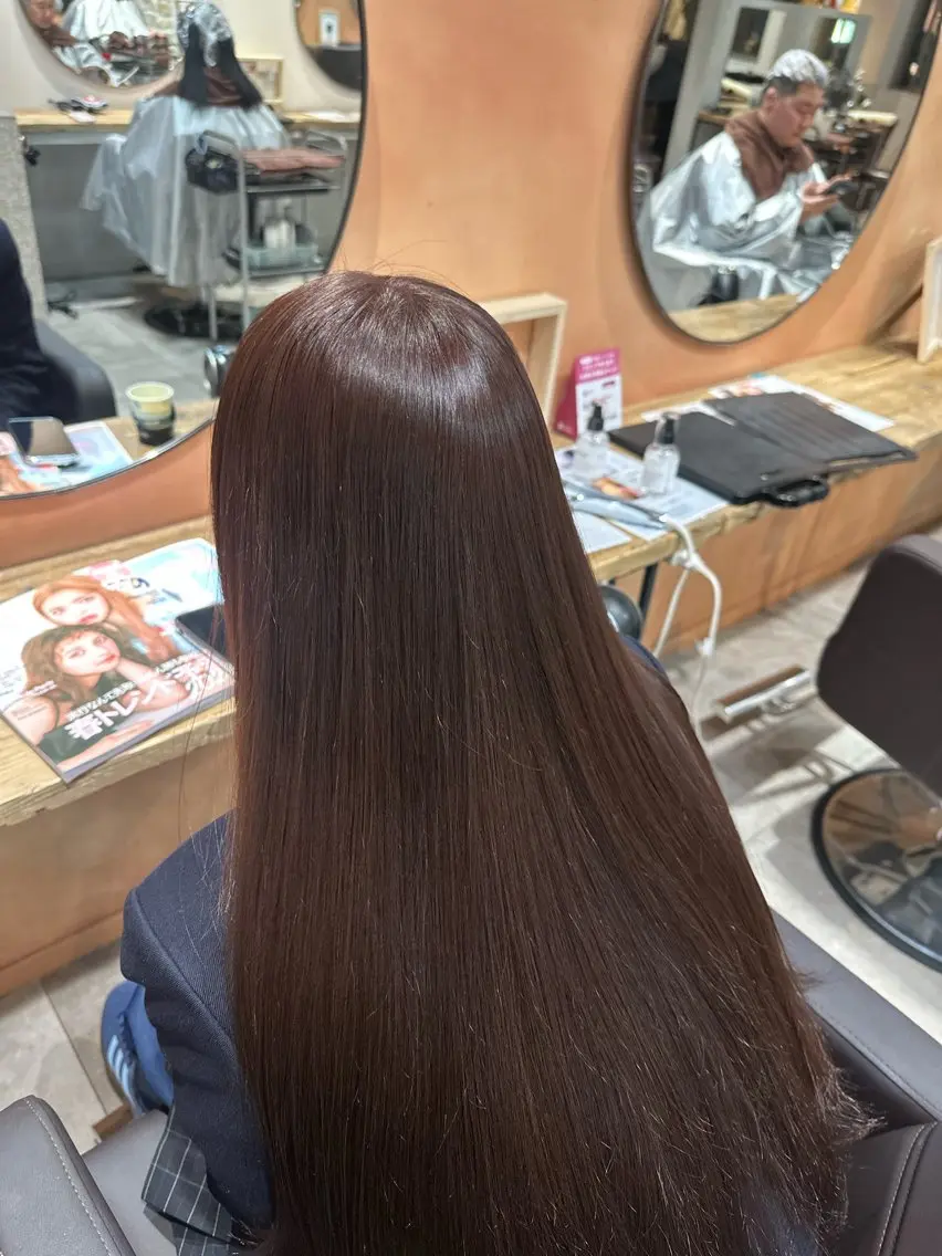 ロング カラー ブラウンカラー チョコレートブラウン カット ヘアカラー トリートメント yu-kiハイトーン /ブリーチ無しカラーのヘアスタイル
