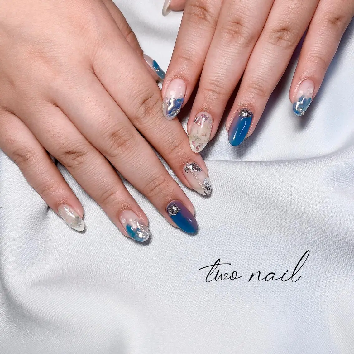 ネイル アートネイル フットネイル ハート ニュアンスネイル ホワイト two nailのネイルデザイン