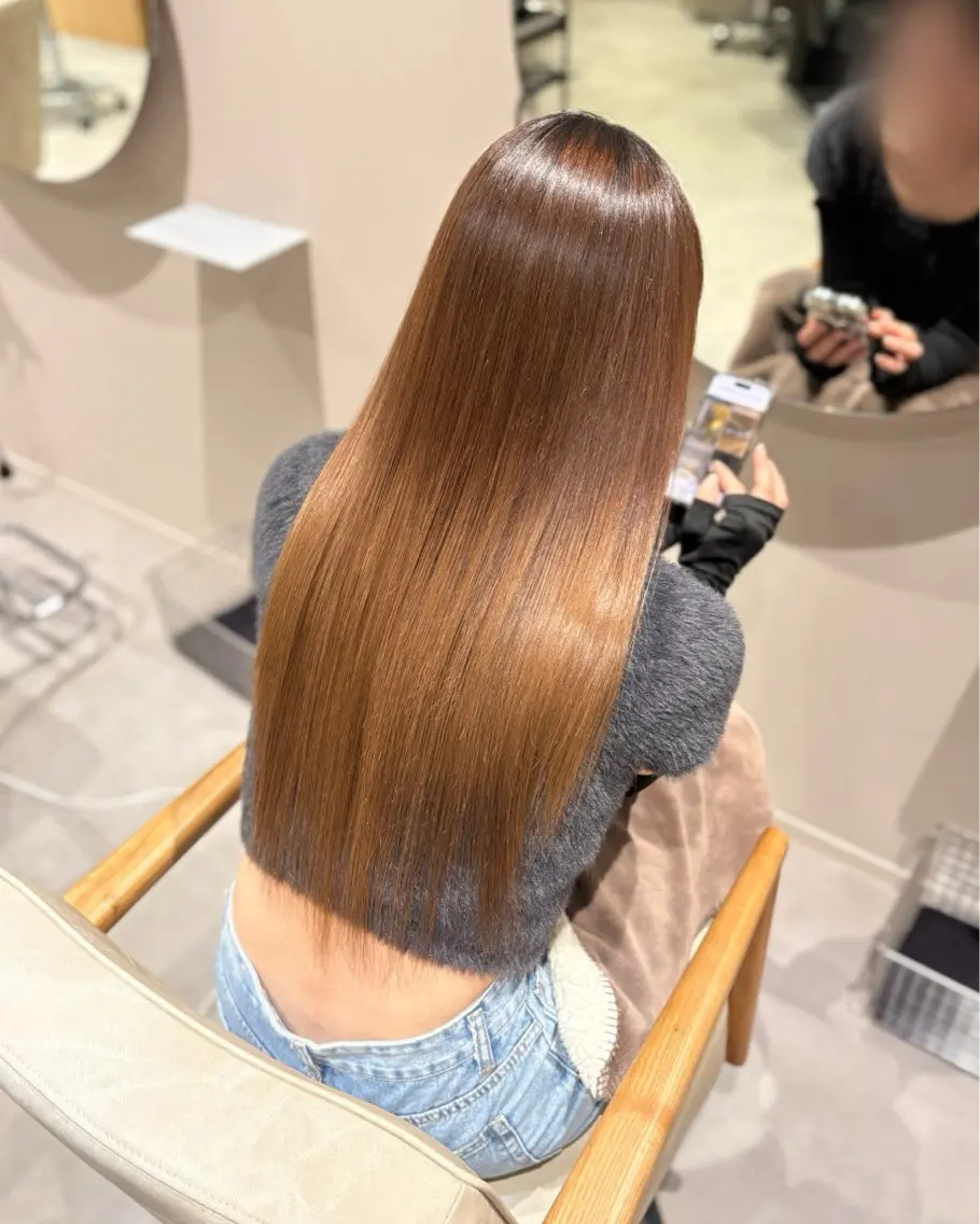 ロング 縮毛矯正 井山 葵のヘアスタイル