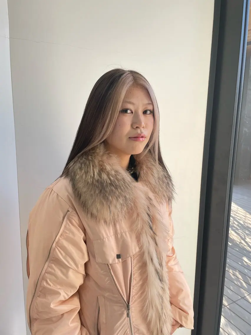 ロング ミストバング ヘアカラー 🌏kaisei yamada🌏のヘアスタイル