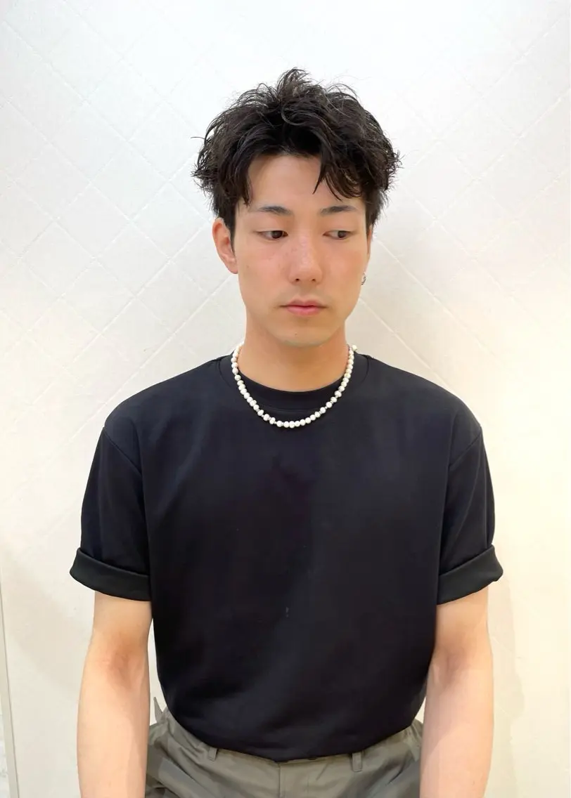 ショート パーマ メンズ アップバング メンズパーマ メンズショート スパイキーショート メンズツイストパーマ 縮毛矯正/ 似合わせ/古津遼平のヘアスタイル