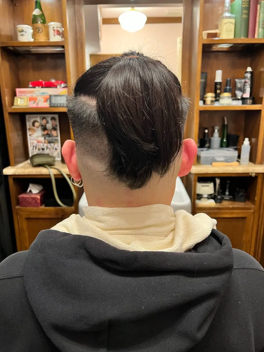 セミロング 秋山 琳太のヘアスタイル