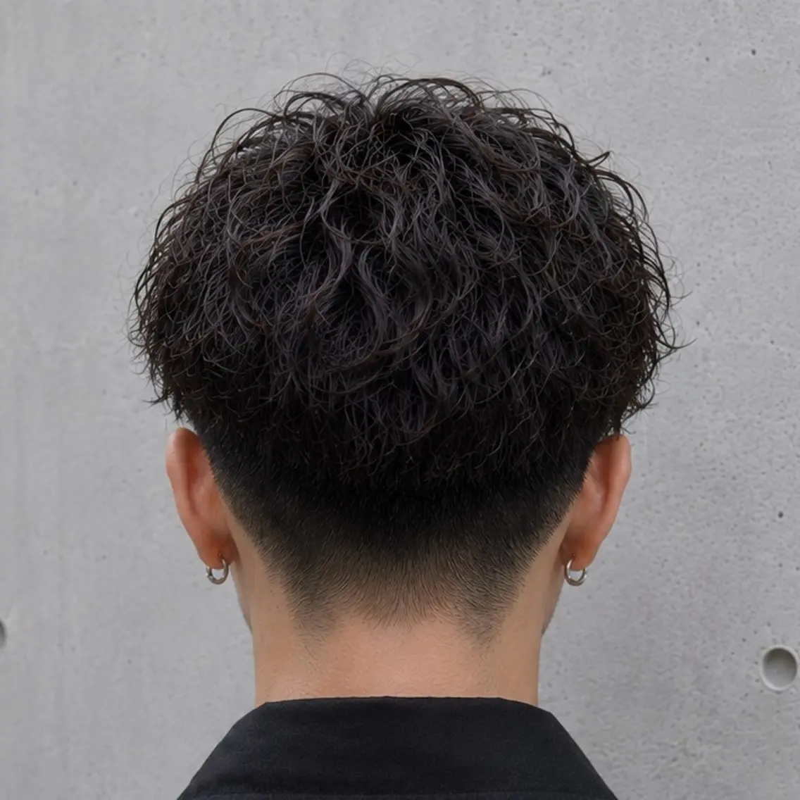 パーマ メンズ スペインカール カット パーマ メンズ特化カットパー マカラー坂田柊のヘアスタイル