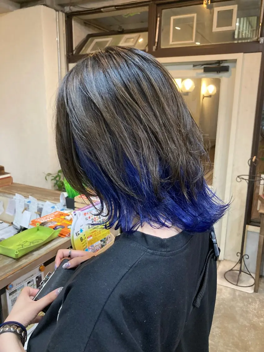 ミディアム カラー ブルーカラー ヘアカラー 新田龍之輔 →メンズ/派手髪のヘアスタイル