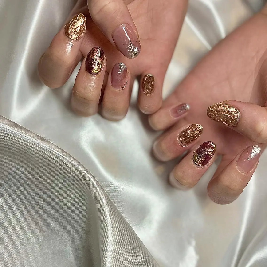 ミディアム カラー パーマ ヘアアレンジ メンズ キッズ ネイル マツエク・マツパ ミラーネイル ニュアンスネイル ニュアンスパーマ el. by Aoのネイルデザイン
