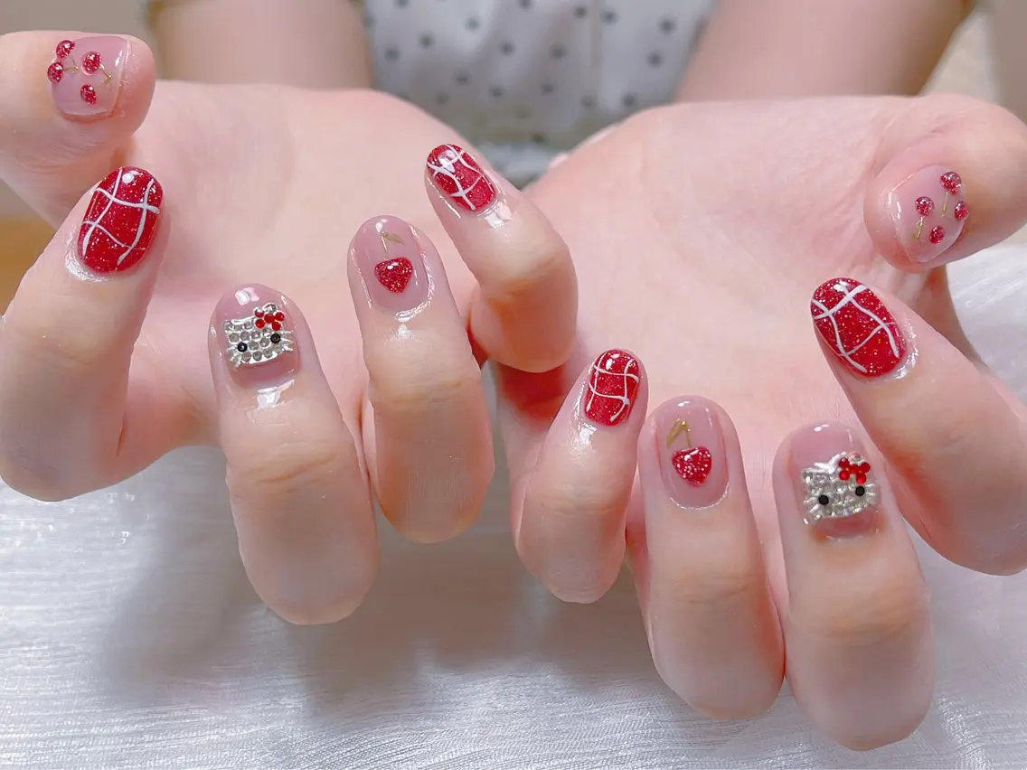ネイル ハンドネイル 🎀ネイルサロン エクラYUI🎀のネイルデザイン