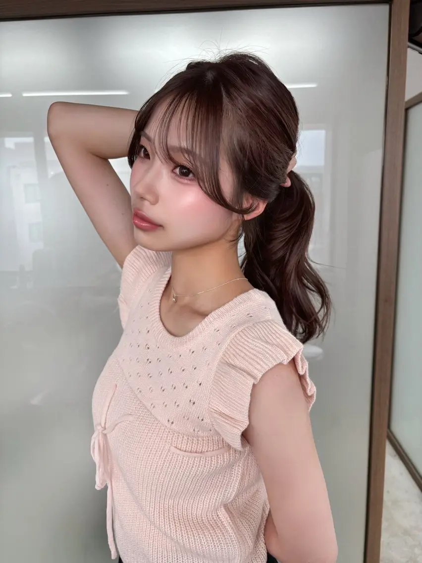 セミロング 韓国風ヘア レイヤーカット 似合わせカット カット ヘアカラー トリートメント 西尾 彩那のヘアスタイル
