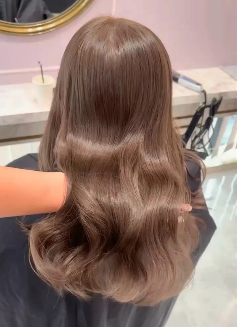 セミロング 𝑅𝐸𝑁🎀✨/ 茶屋町/ベージュ♡のヘアスタイル