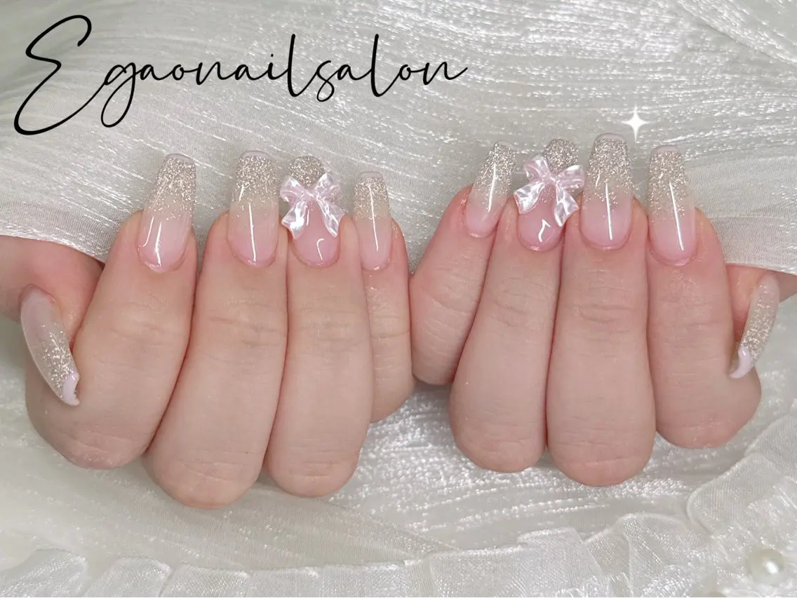 ネイル ゴールド グラデーション ラメ(グリッター) ラメグラデーション ピンク ハンドネイル EGAO NAIL 錦糸町店のネイルデザイン